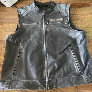 Mens Harley Davidson leather vest size 3xl